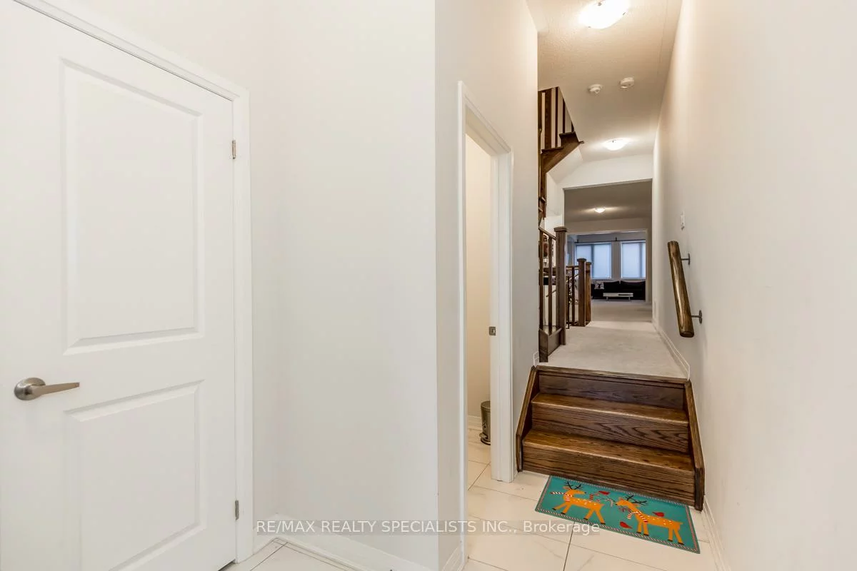 147, Landolfi, Bradford, Bradford West Gwillimbury