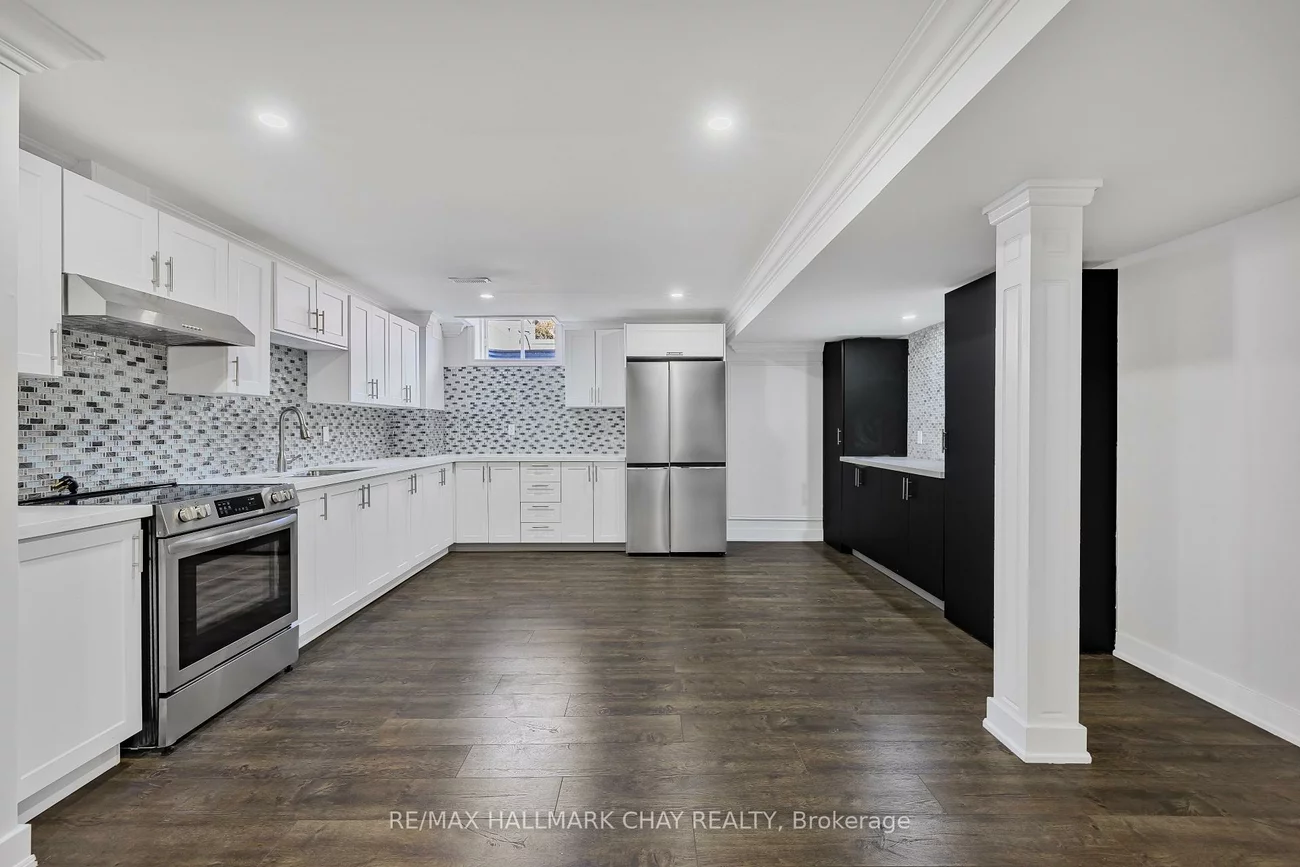 23, Tyndall, Bradford, Bradford West Gwillimbury