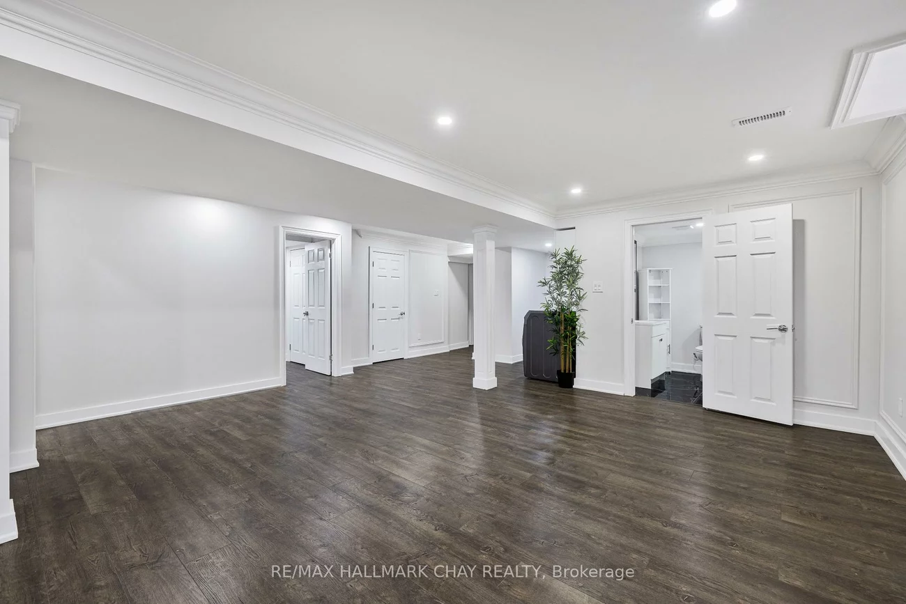 23, Tyndall, Bradford, Bradford West Gwillimbury