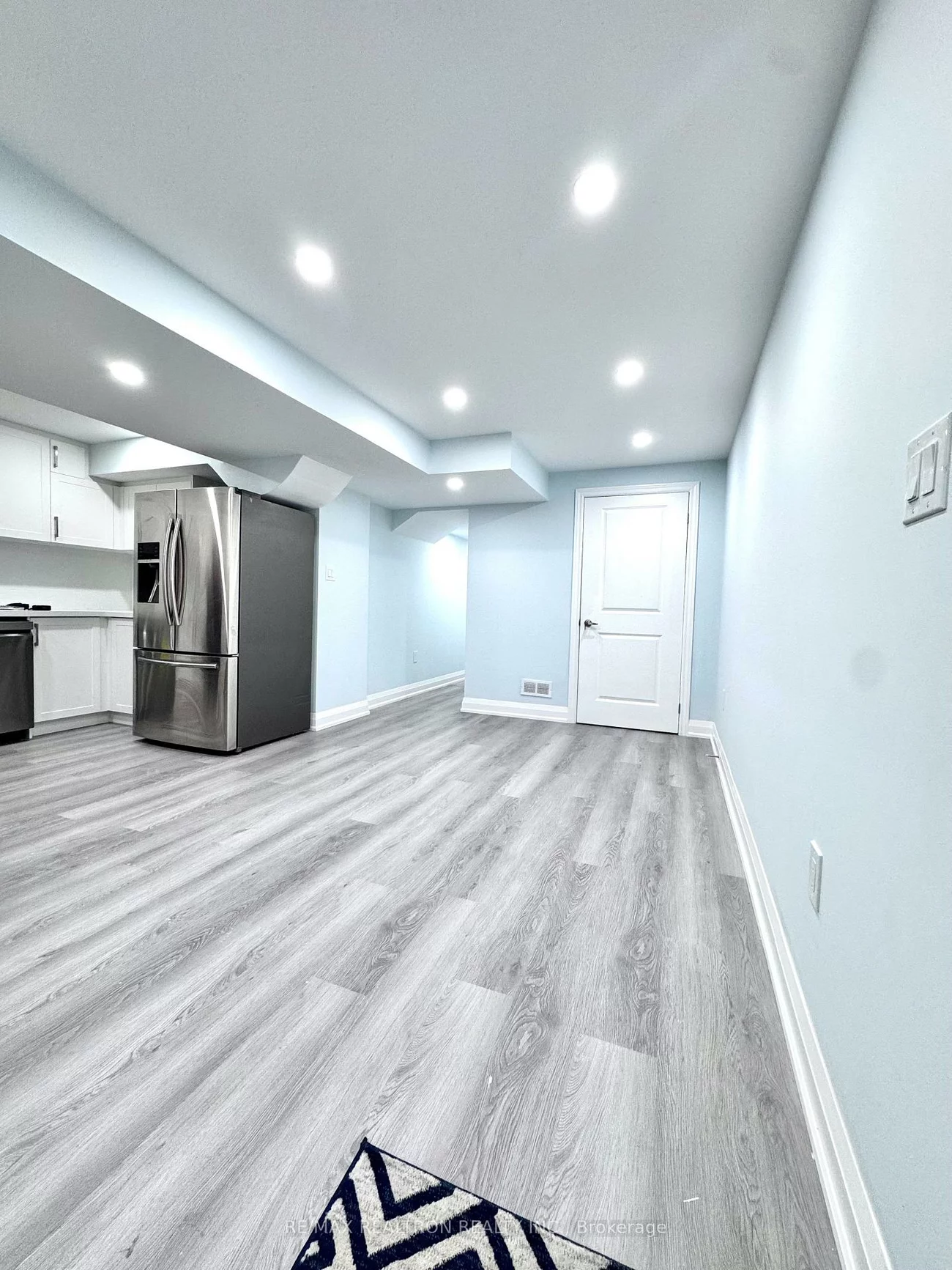 101, Milby, Bradford, Bradford West Gwillimbury