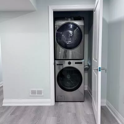 101, Milby, Bradford, Bradford West Gwillimbury
