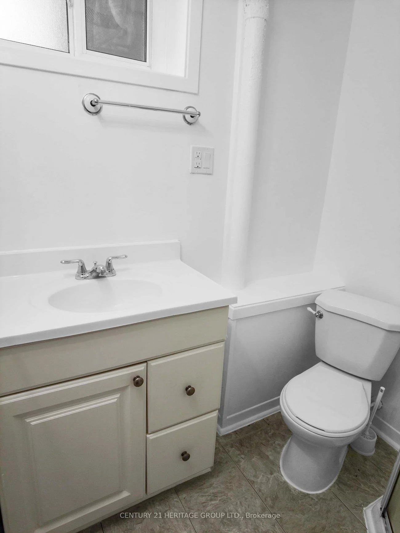 116, Luxury, Bradford, Bradford West Gwillimbury