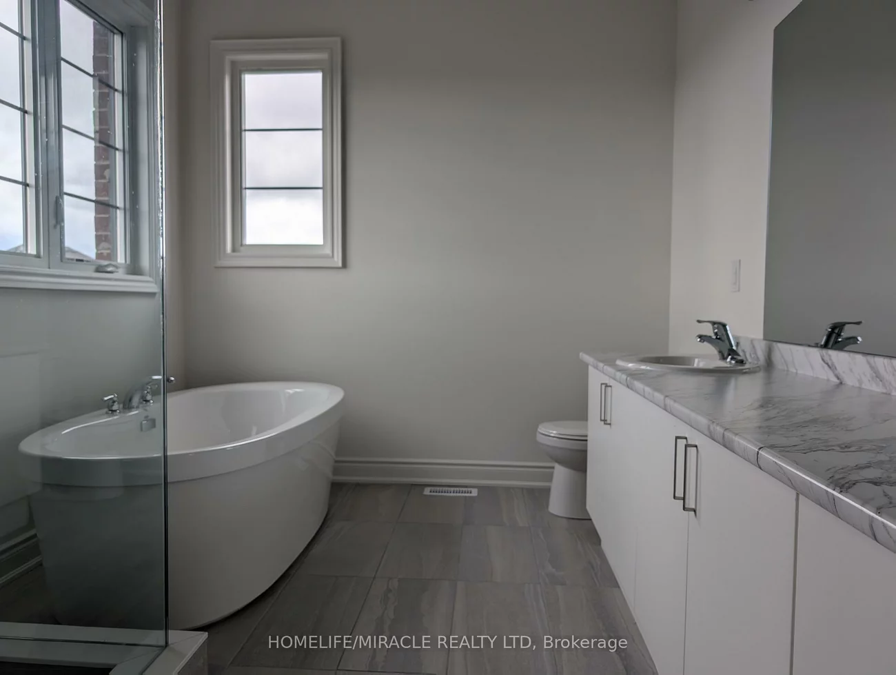 6, Wraggs, Bond Head, Bradford West Gwillimbury