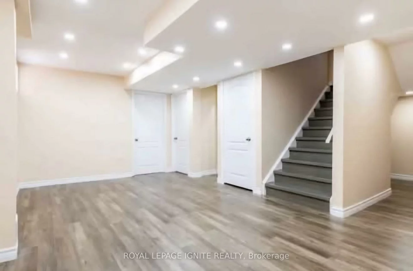 90, Long, Bradford, Bradford West Gwillimbury