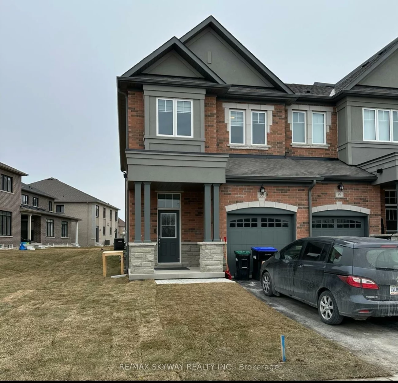 99, Jonkman, Bradford, Bradford West Gwillimbury