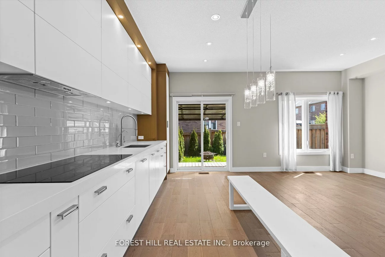 52, Luisa, Bradford, Bradford West Gwillimbury