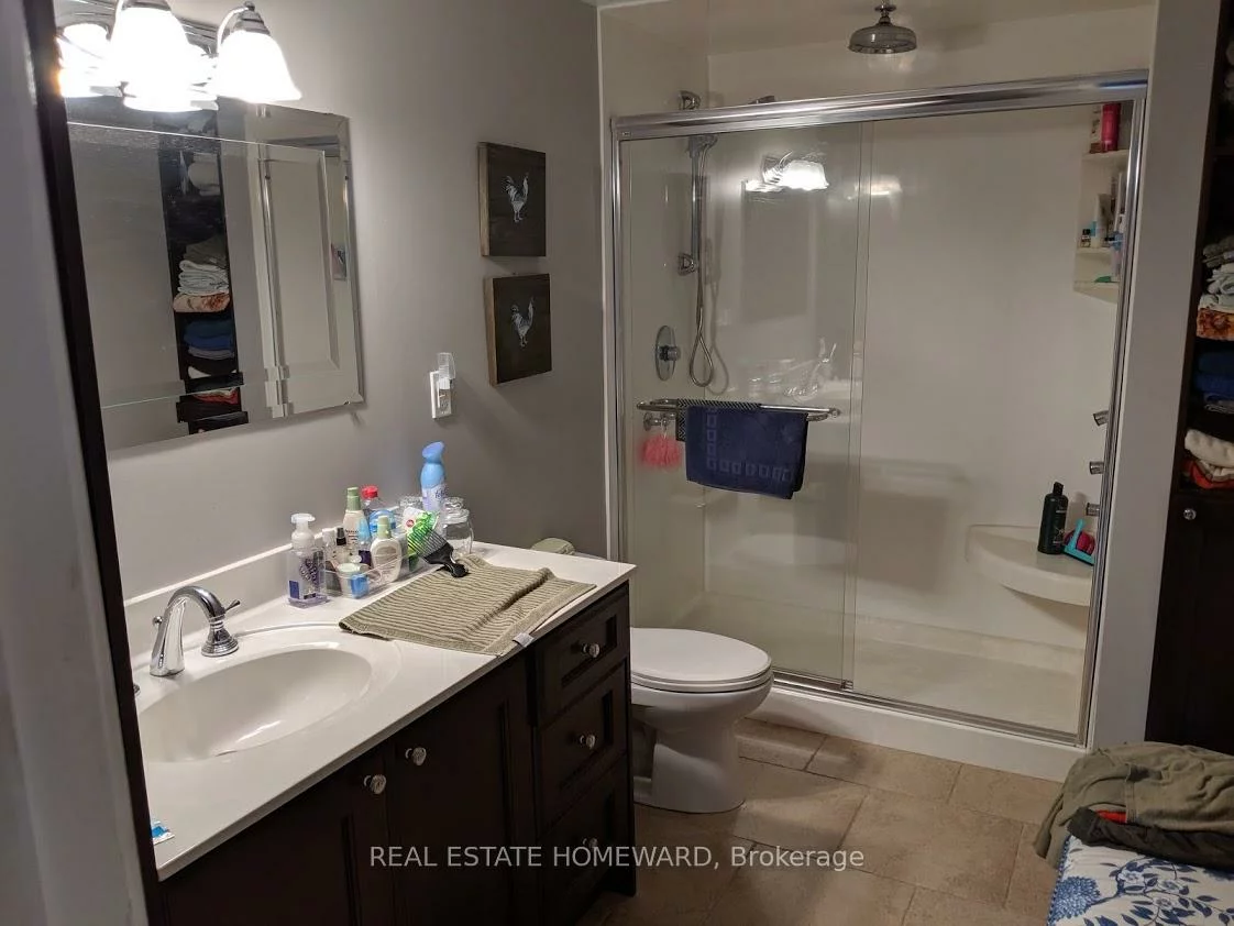 76, Luxury, Bradford, Bradford West Gwillimbury