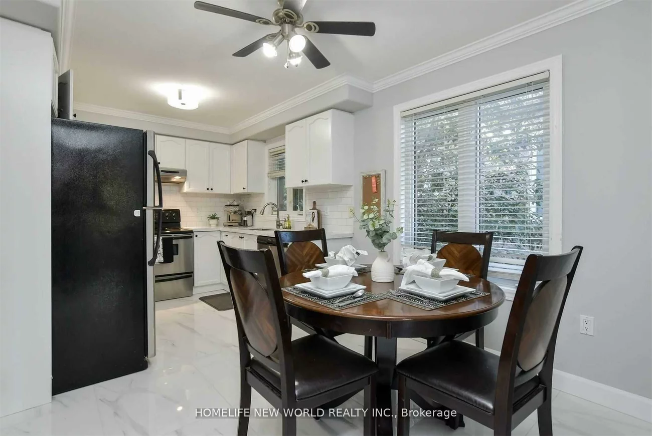 32, Smith, Bradford, Bradford West Gwillimbury