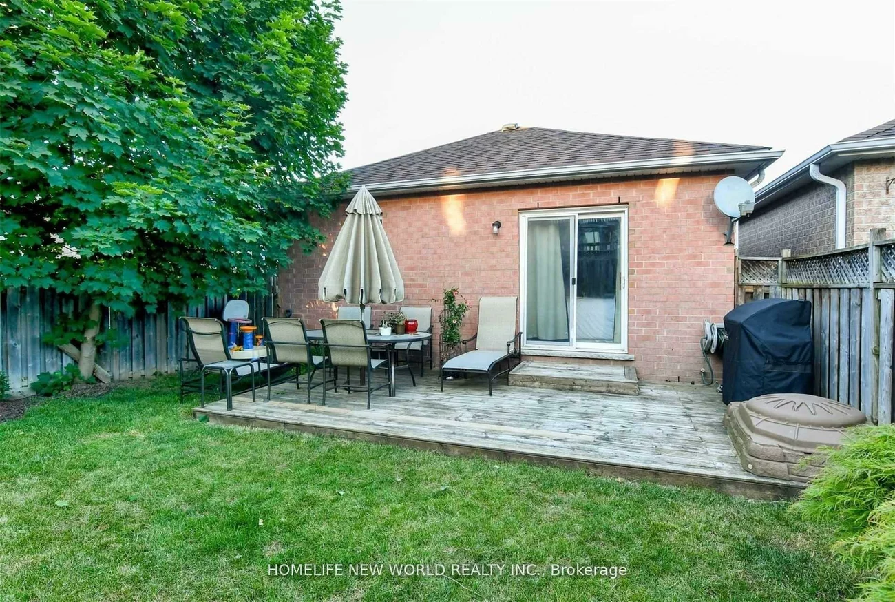 32, Smith, Bradford, Bradford West Gwillimbury