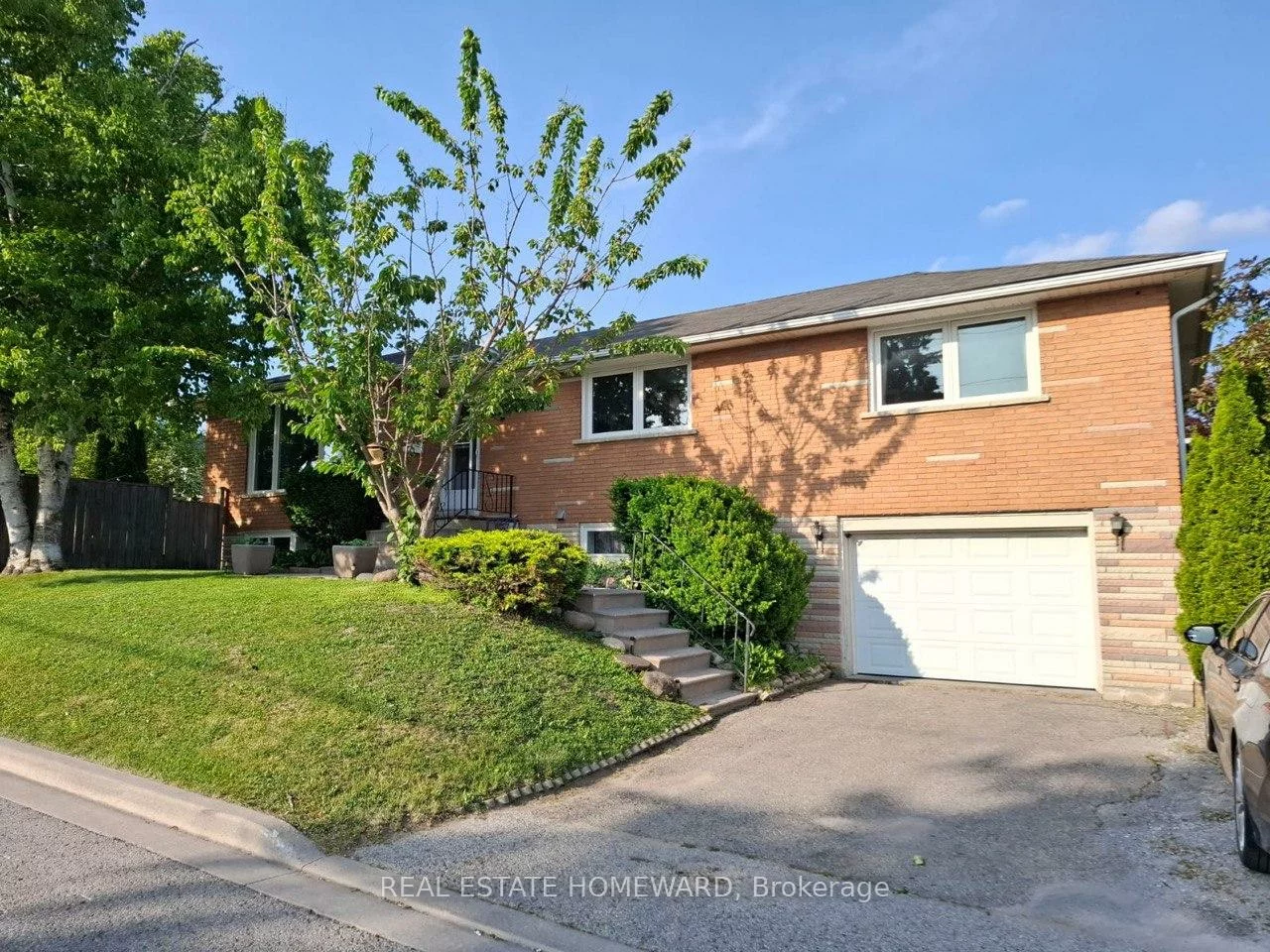 77, Toronto, Bradford, Bradford West Gwillimbury