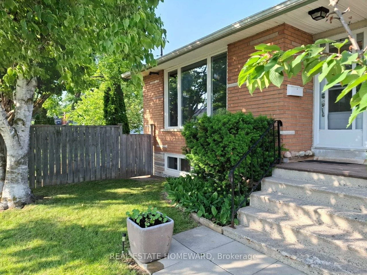 77, Toronto, Bradford, Bradford West Gwillimbury