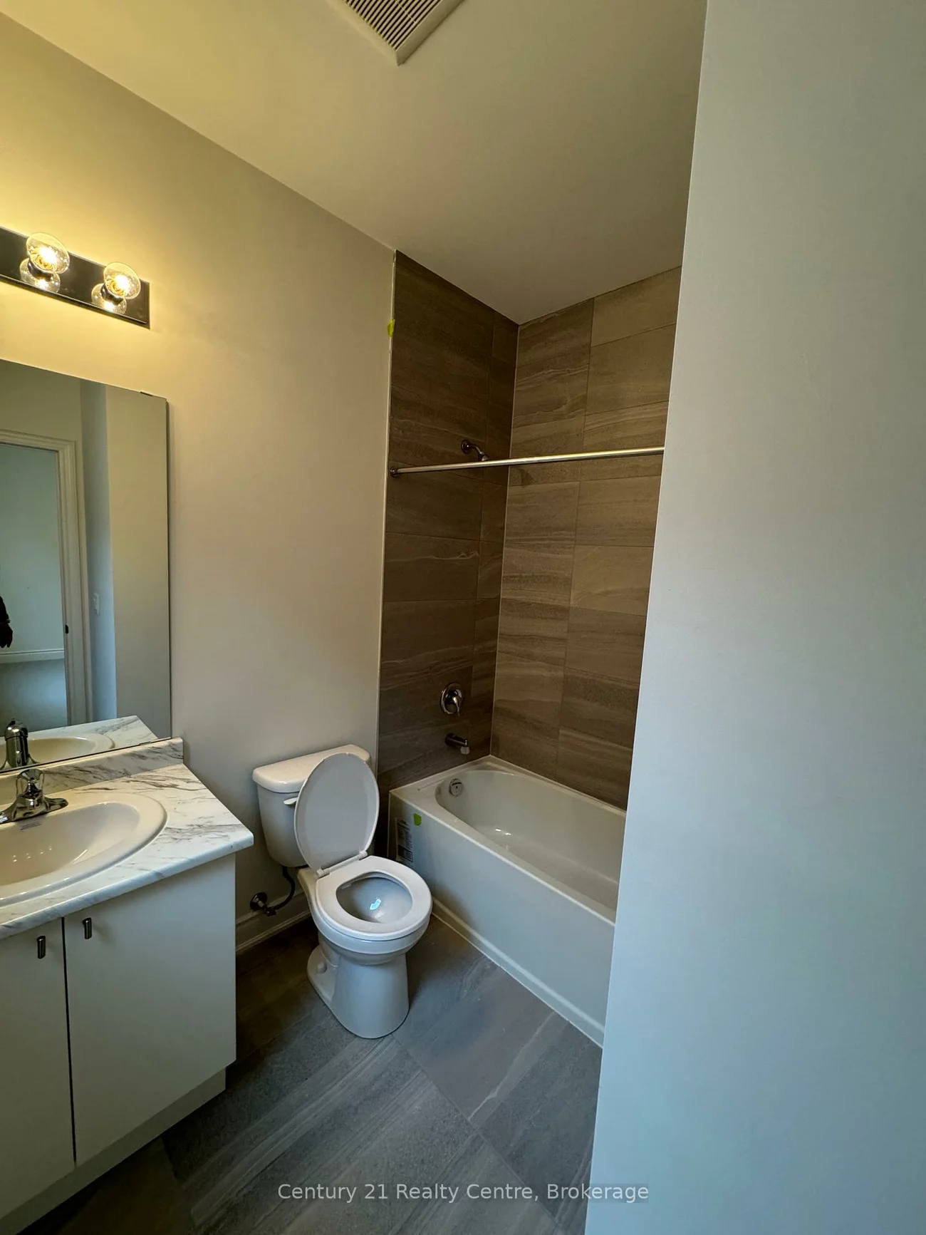 18, Wraggs, Bond Head, Bradford West Gwillimbury