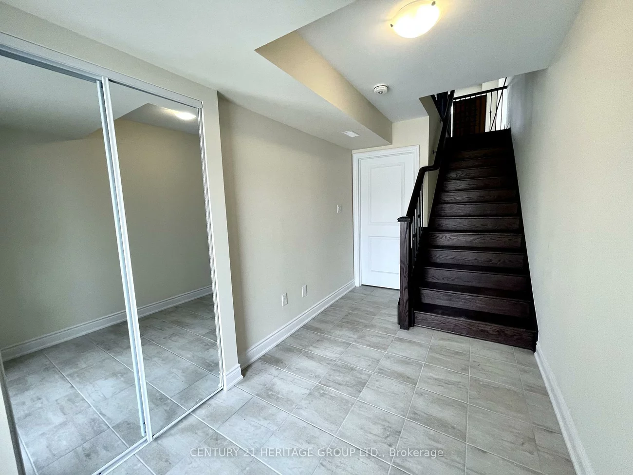 47, Elgin, Bradford, Bradford West Gwillimbury