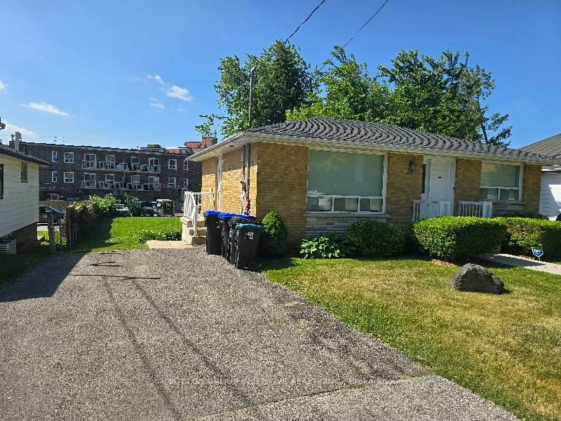106, John, Bradford, Bradford West Gwillimbury