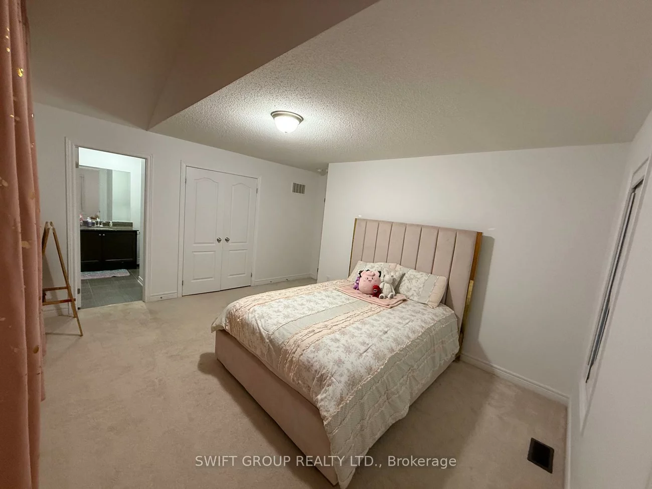 147, Mccann, Bradford, Bradford West Gwillimbury