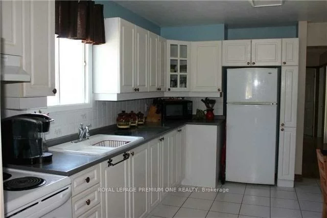 395, Simcoe, Bradford, Bradford West Gwillimbury
