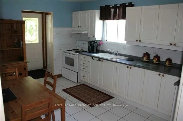 395, Simcoe, Bradford, Bradford West Gwillimbury