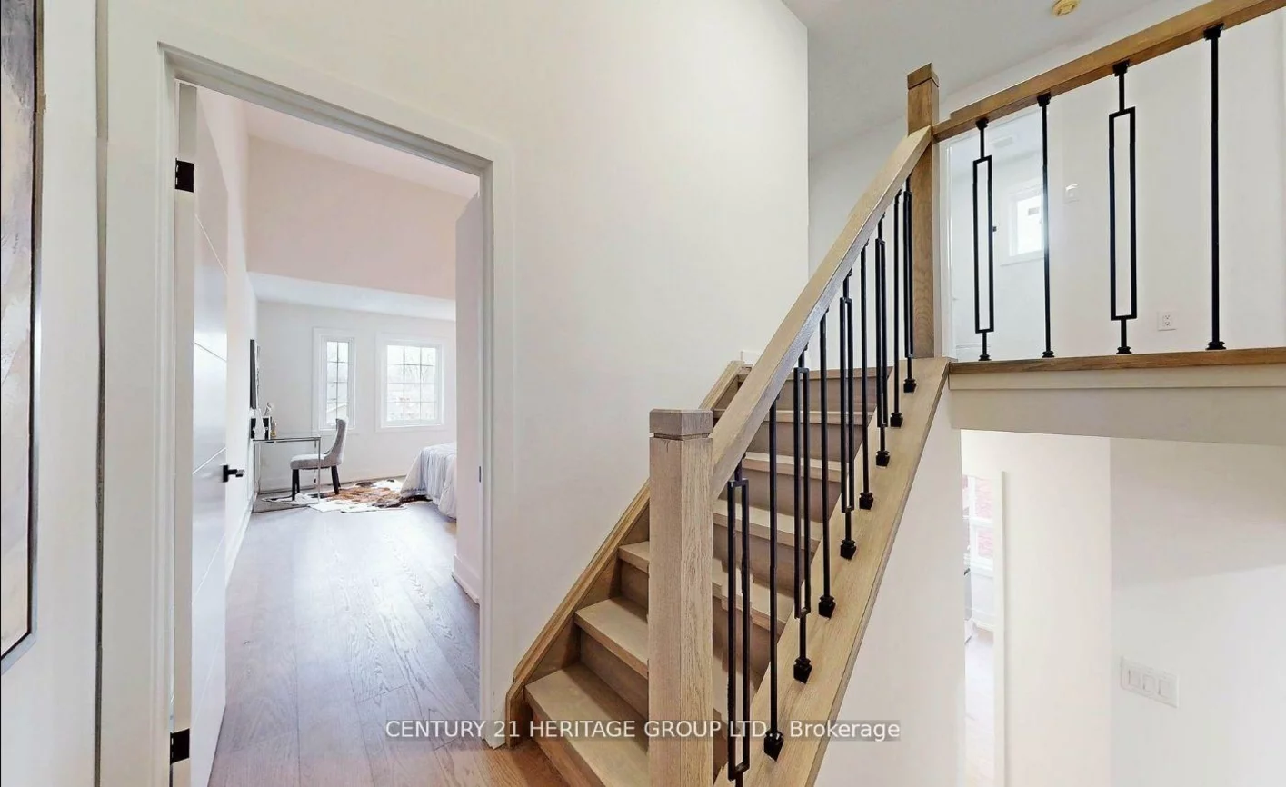 111, Hudson, Bradford, Bradford West Gwillimbury