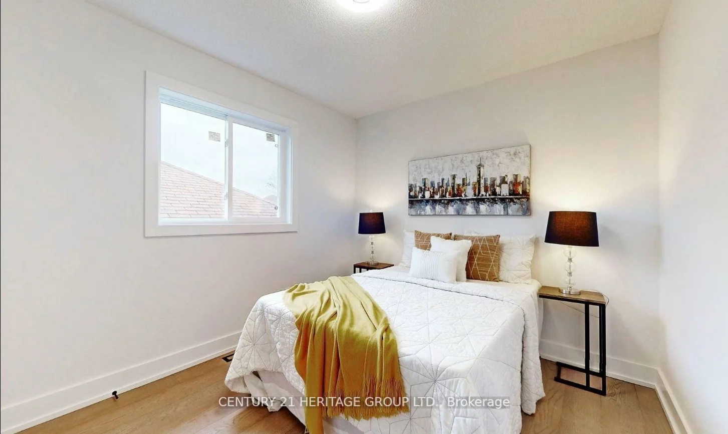 111, Hudson, Bradford, Bradford West Gwillimbury