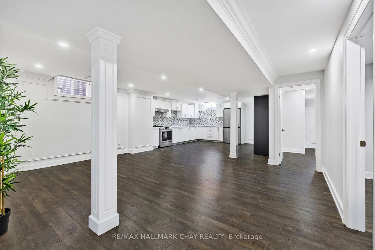 23, Tyndall, Bradford, Bradford West Gwillimbury