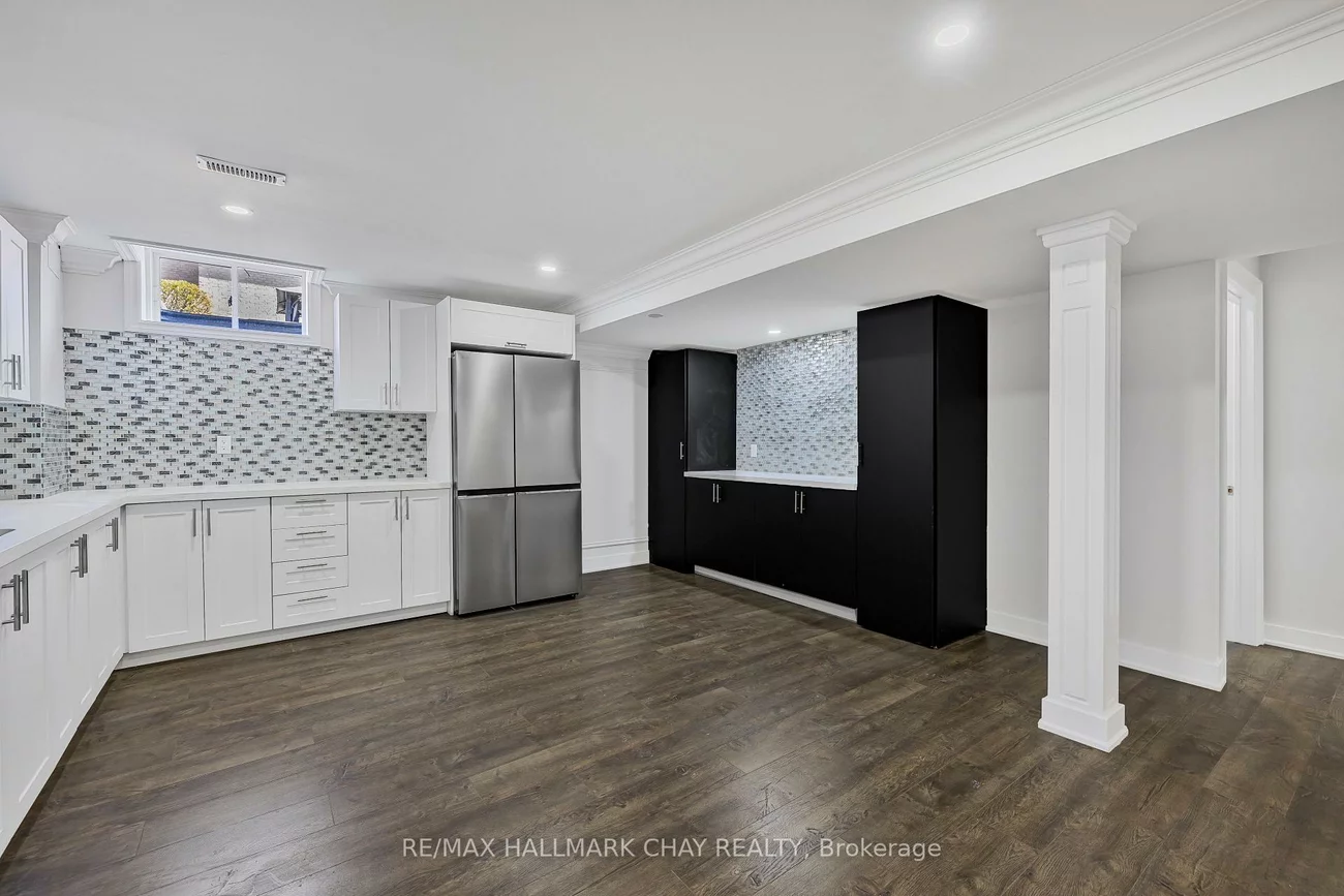 23, Tyndall, Bradford, Bradford West Gwillimbury