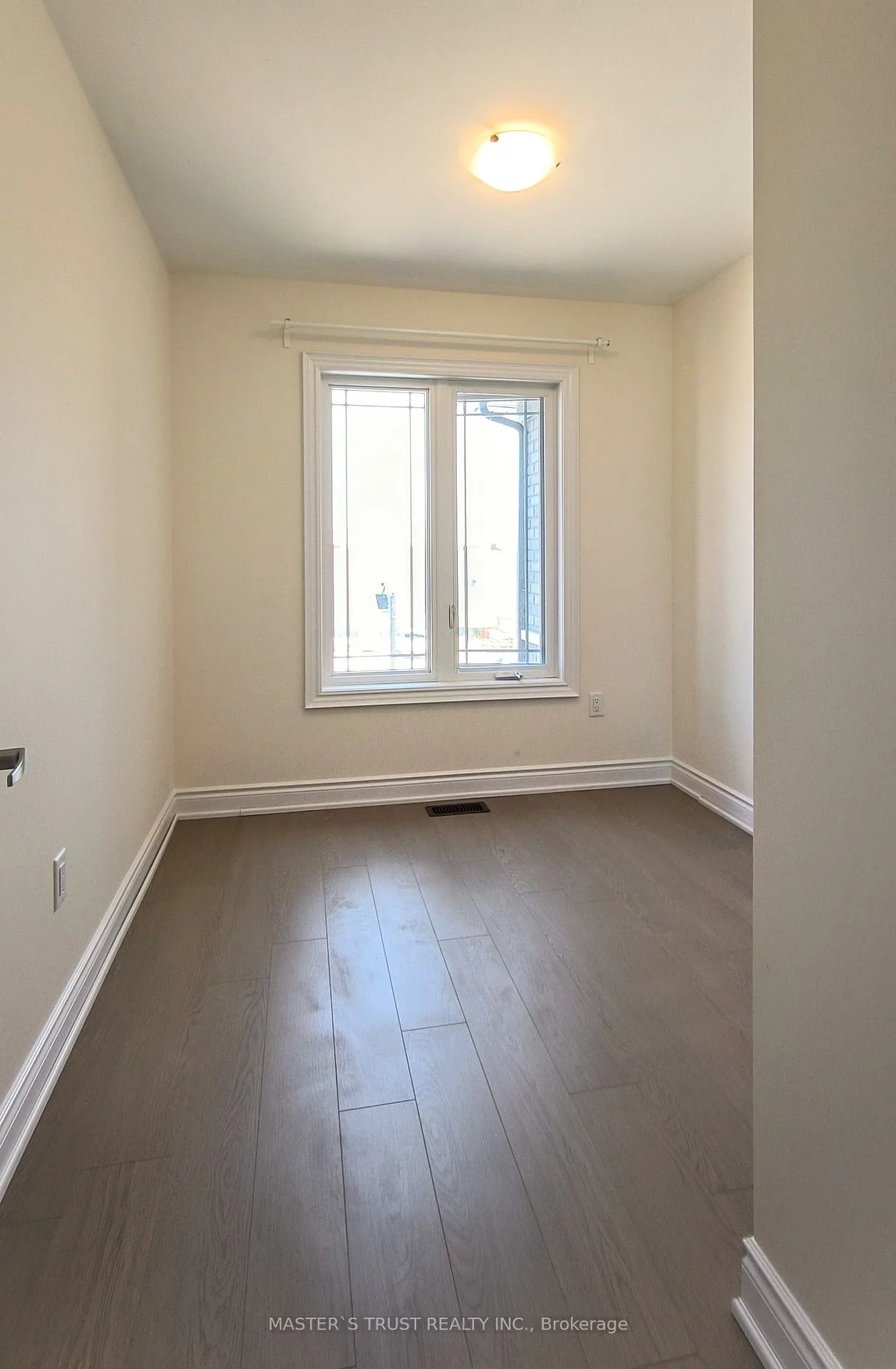 45, Elgin, Bradford, Bradford West Gwillimbury