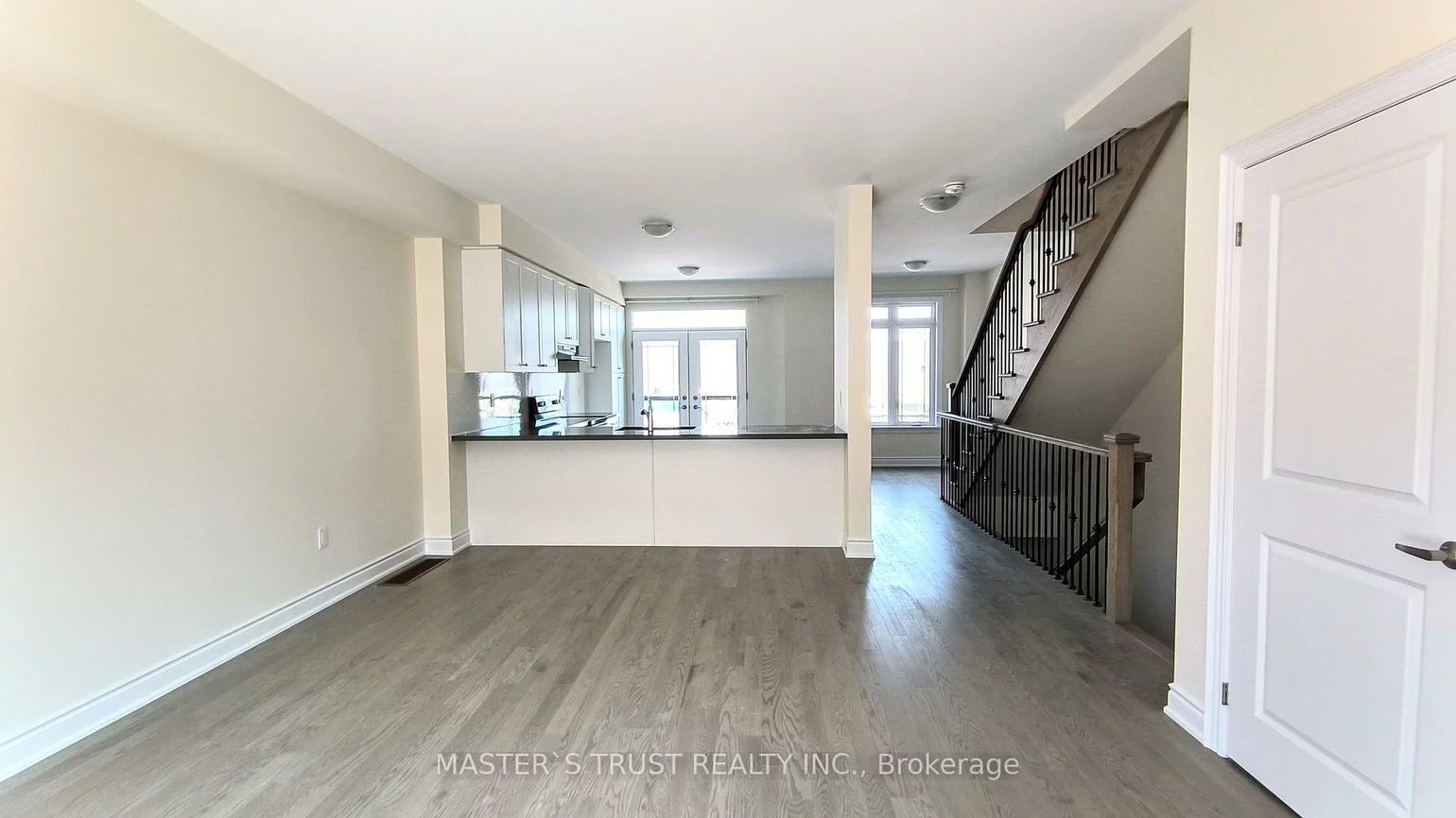 45, Elgin, Bradford, Bradford West Gwillimbury