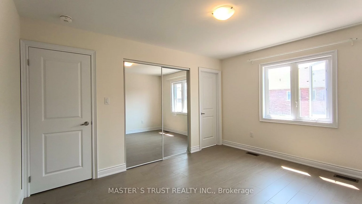 45, Elgin, Bradford, Bradford West Gwillimbury