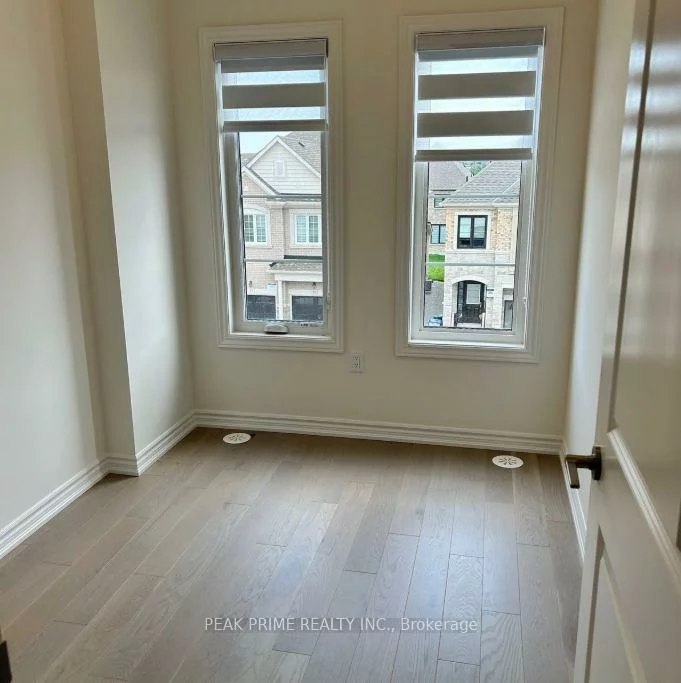 42, Paisley, Bradford, Bradford West Gwillimbury