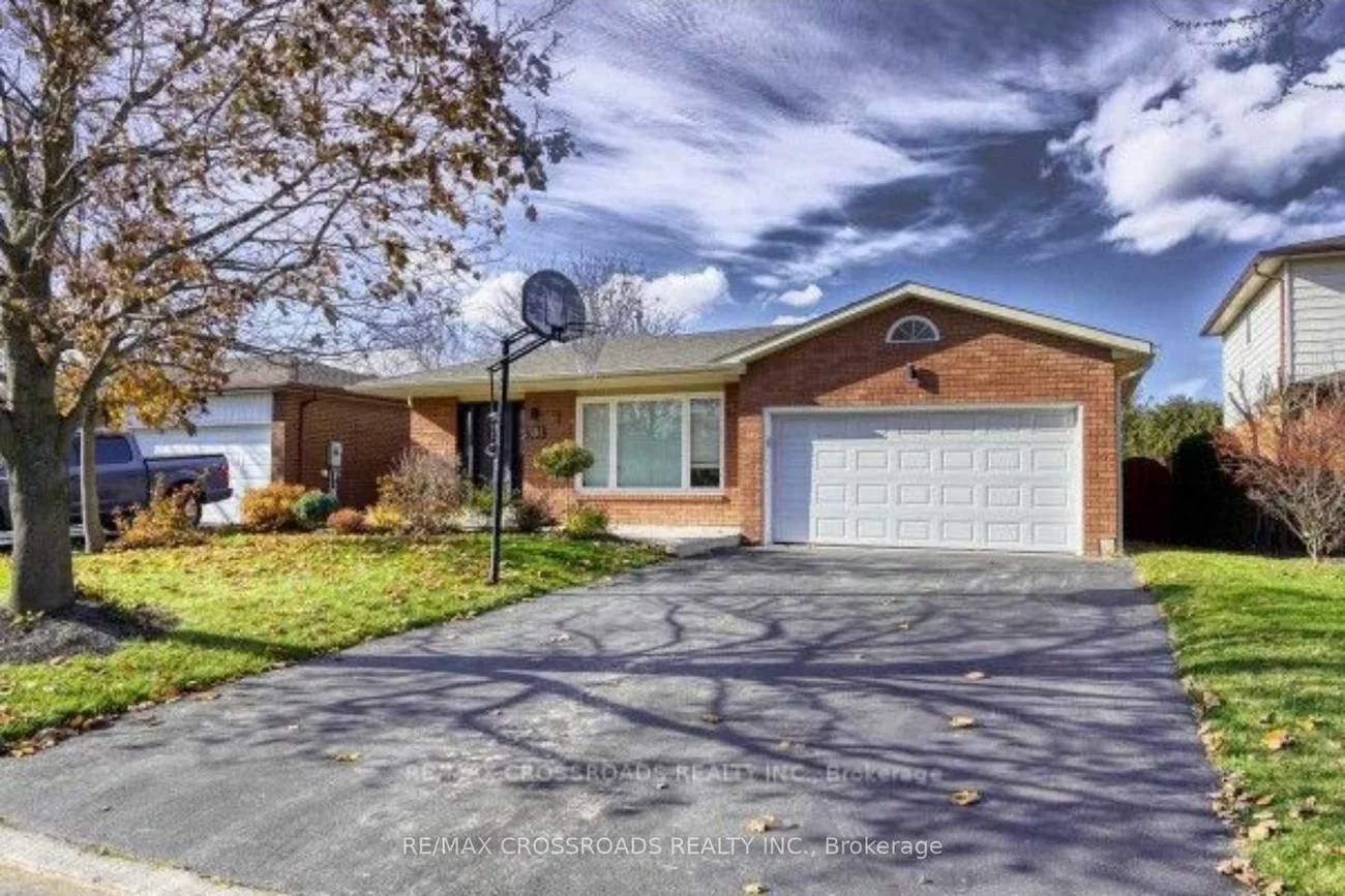 304, Orsi, Bradford, Bradford West Gwillimbury