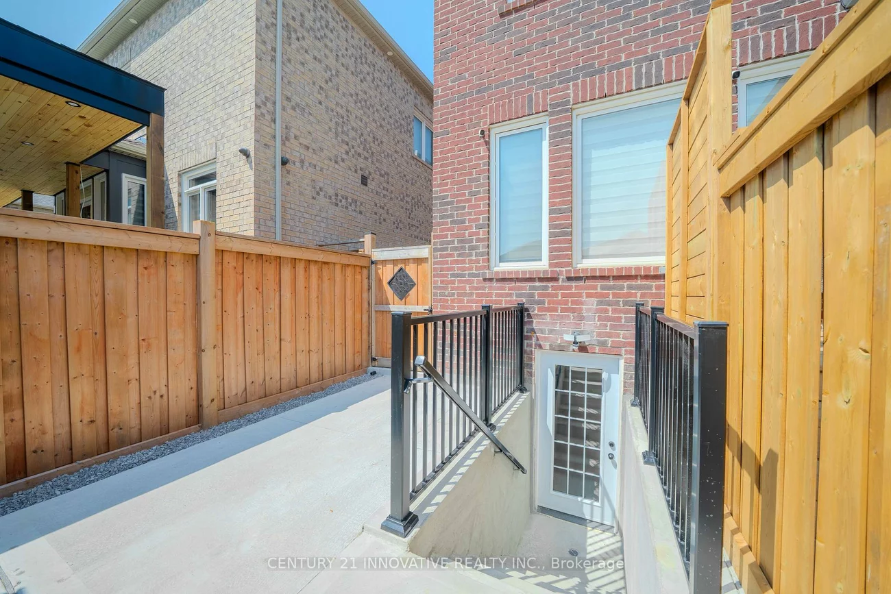 921, Langford, Bradford, Bradford West Gwillimbury