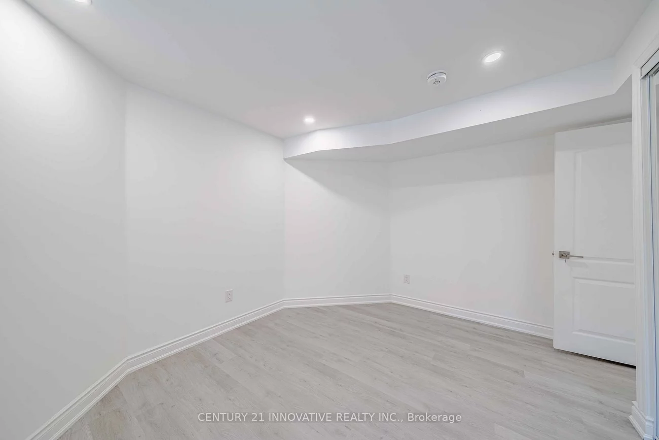 921, Langford, Bradford, Bradford West Gwillimbury