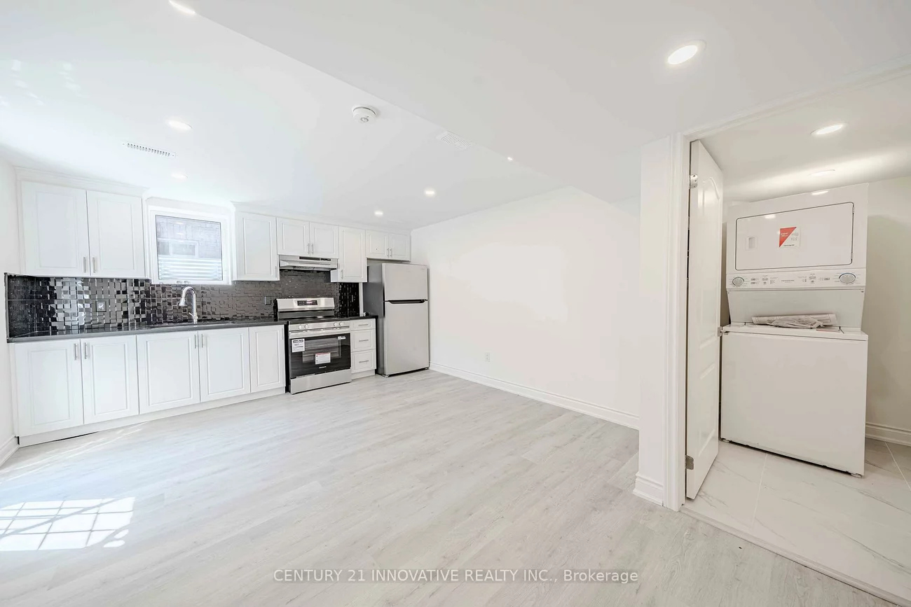 921, Langford, Bradford, Bradford West Gwillimbury