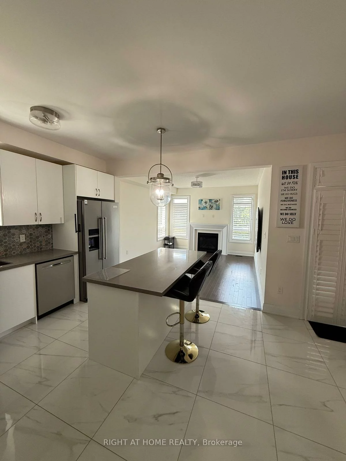 74, Westlake, Bradford, Bradford West Gwillimbury