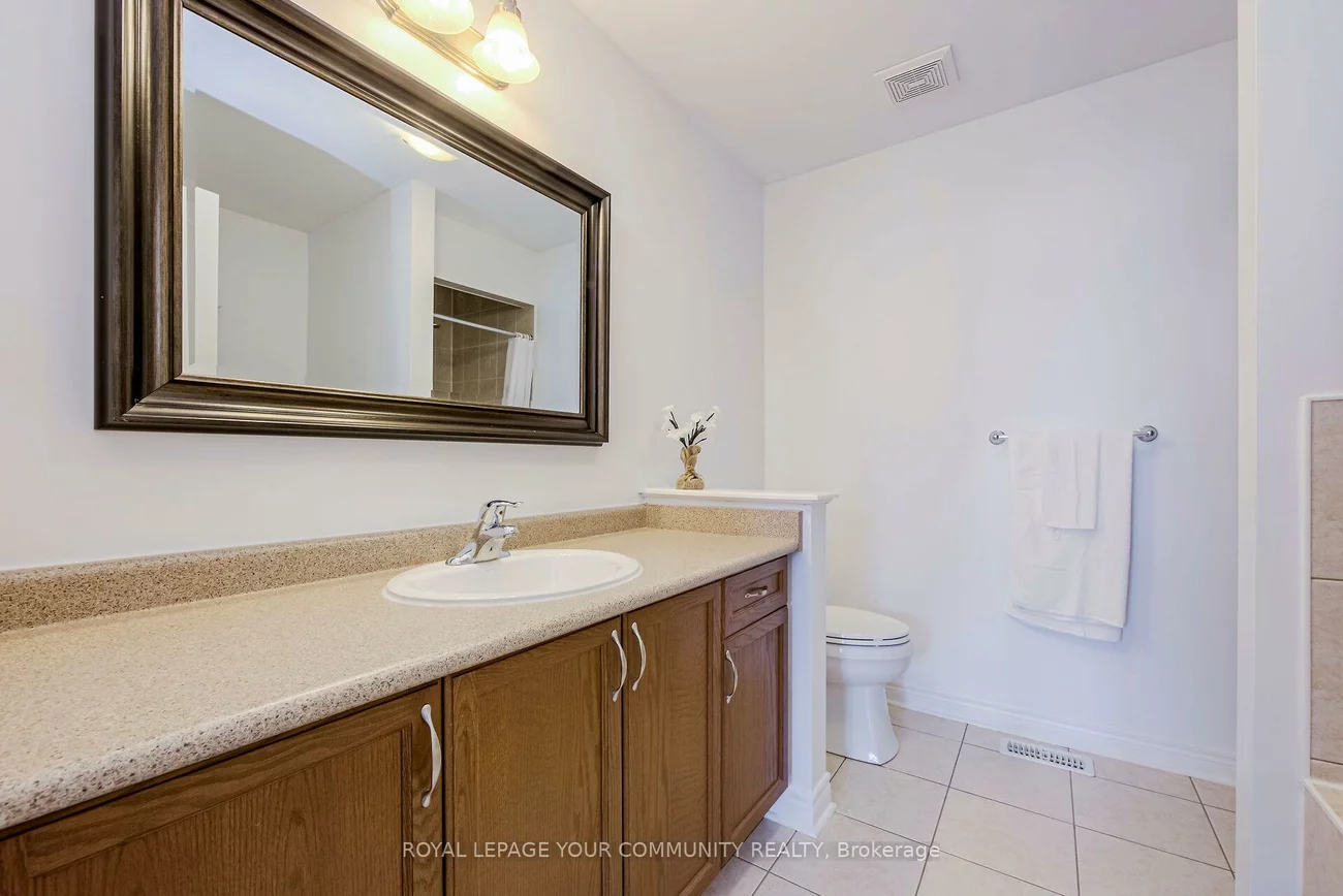 34, Meadowhawk, Bradford, Bradford West Gwillimbury