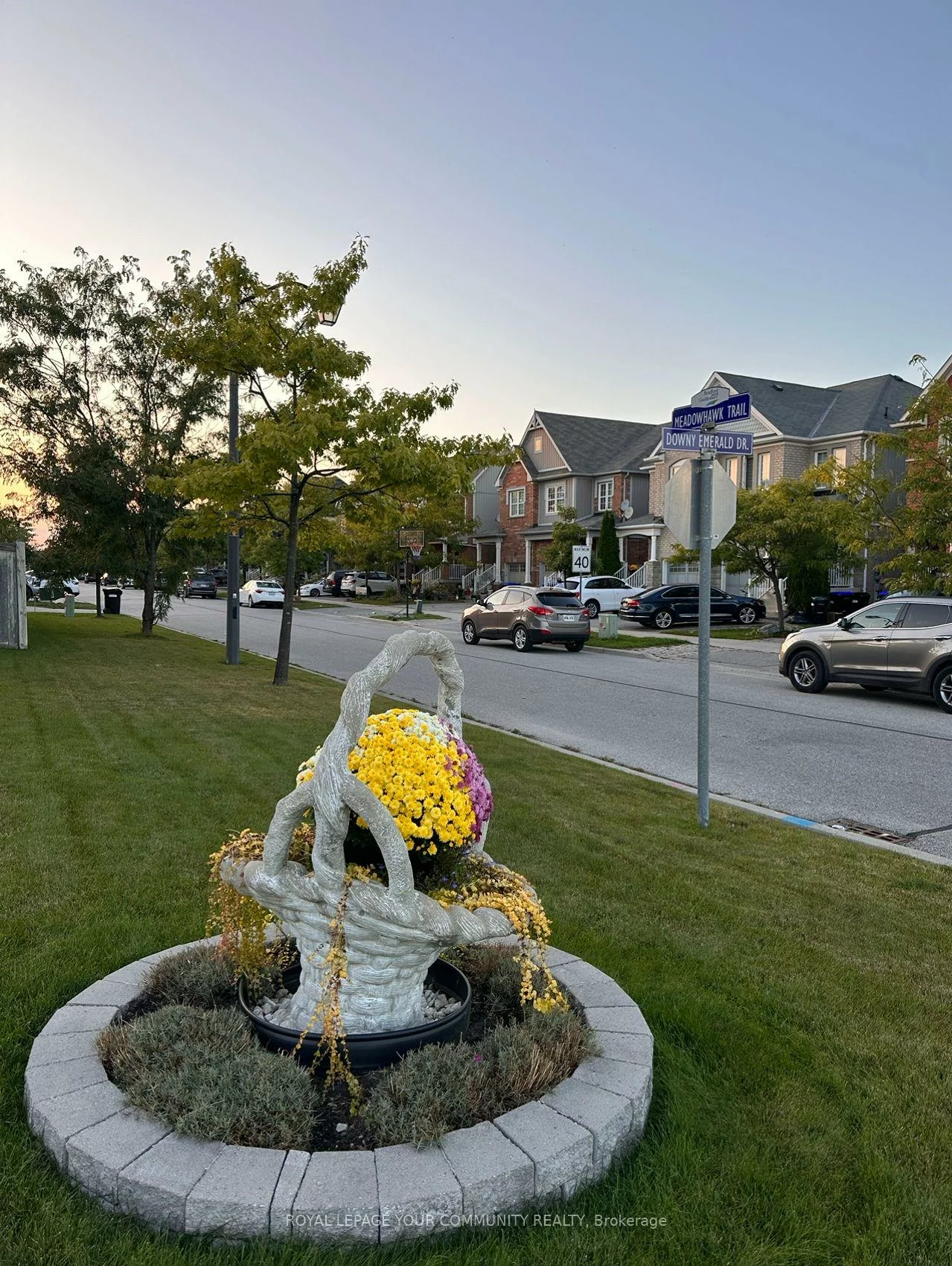 34, Meadowhawk, Bradford, Bradford West Gwillimbury