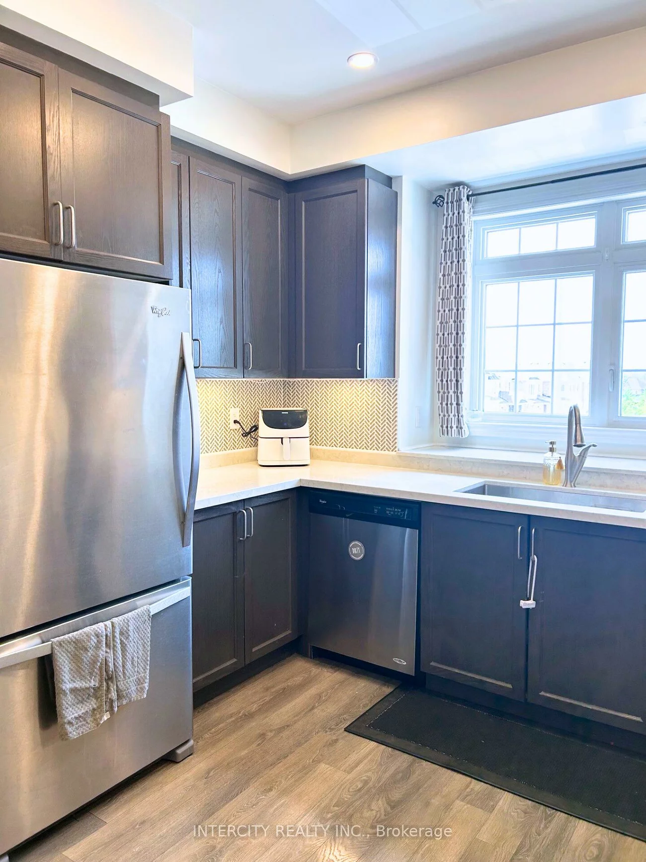 145, Taucar, Bradford, Bradford West Gwillimbury