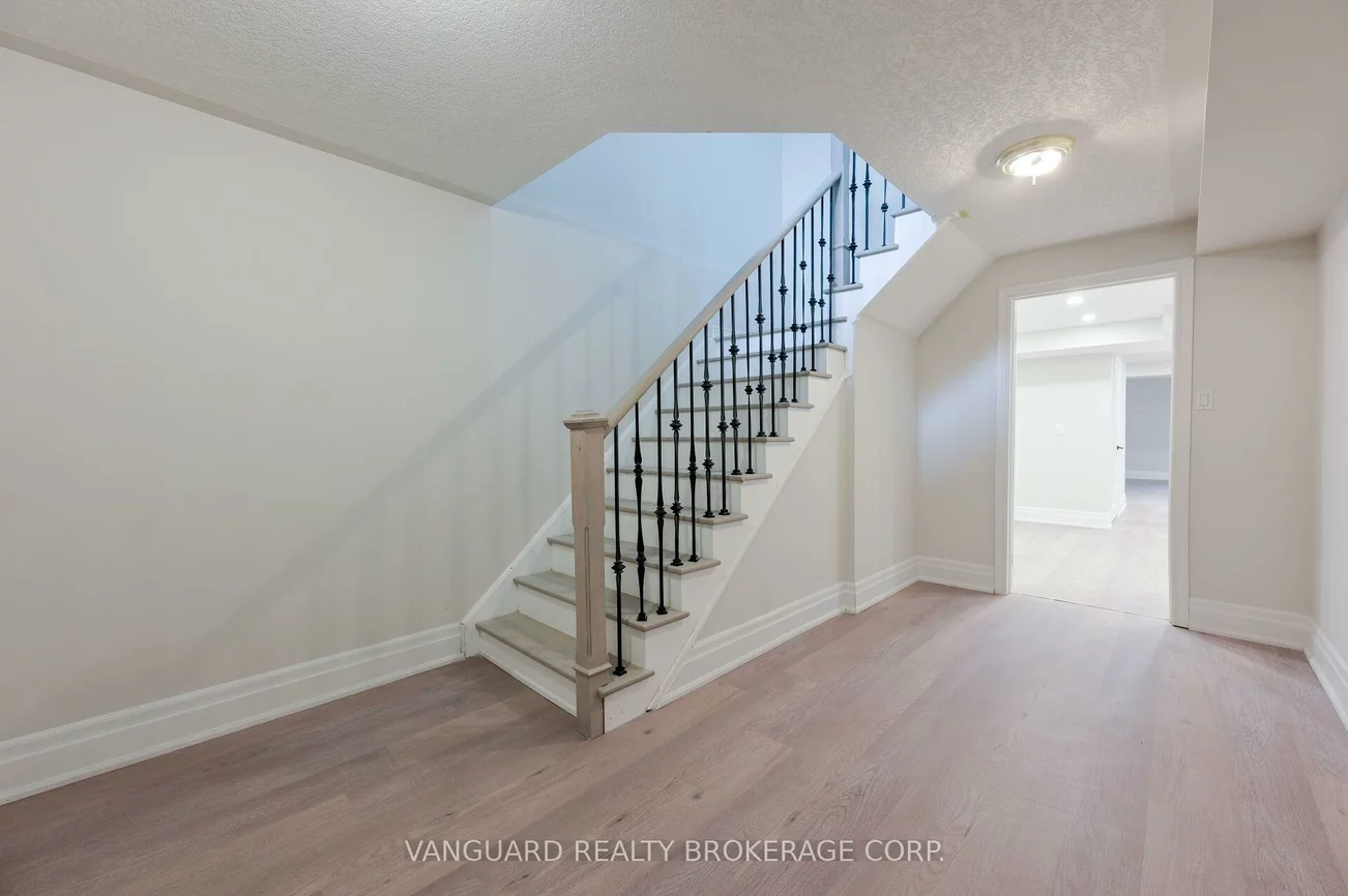89, Saint, Bradford, Bradford West Gwillimbury