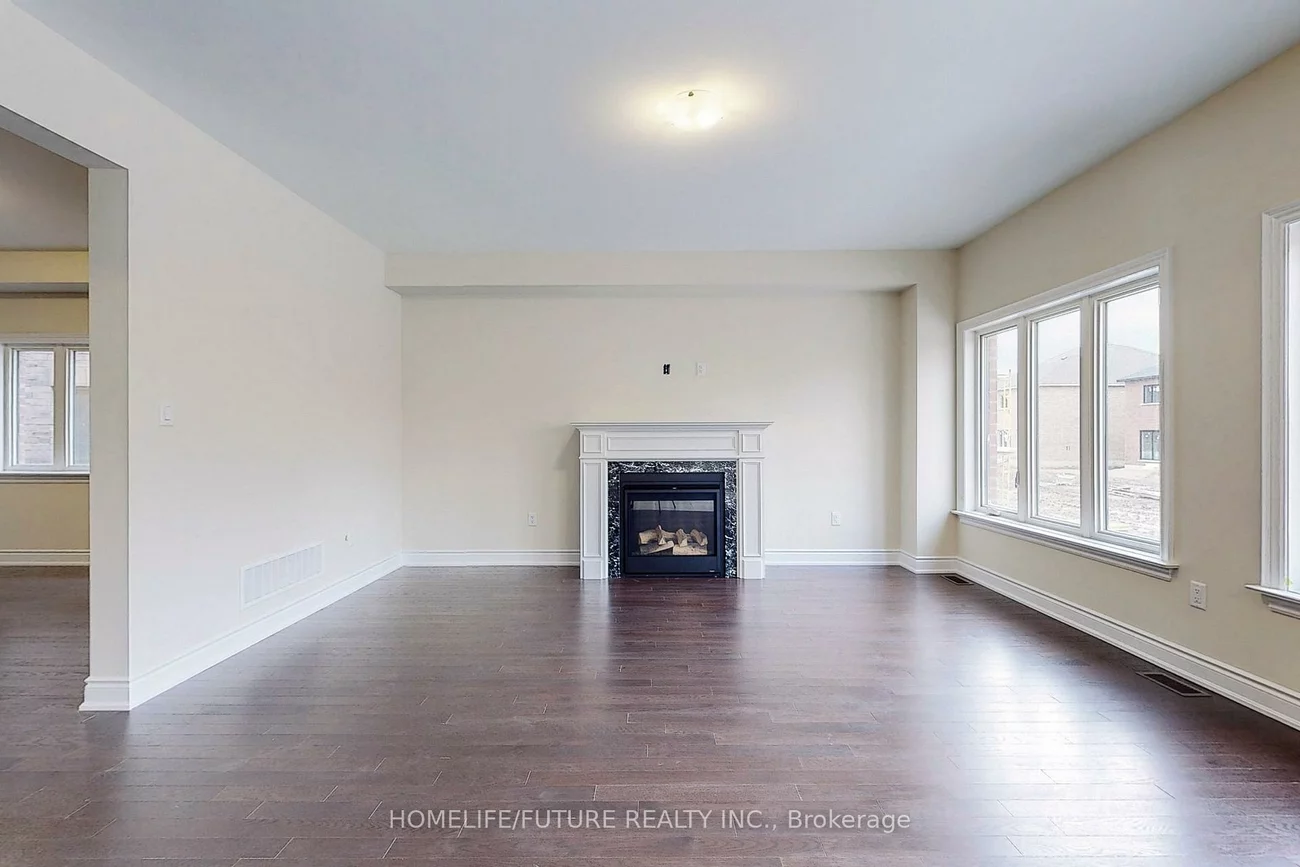 227, Heritage, Bradford, Bradford West Gwillimbury