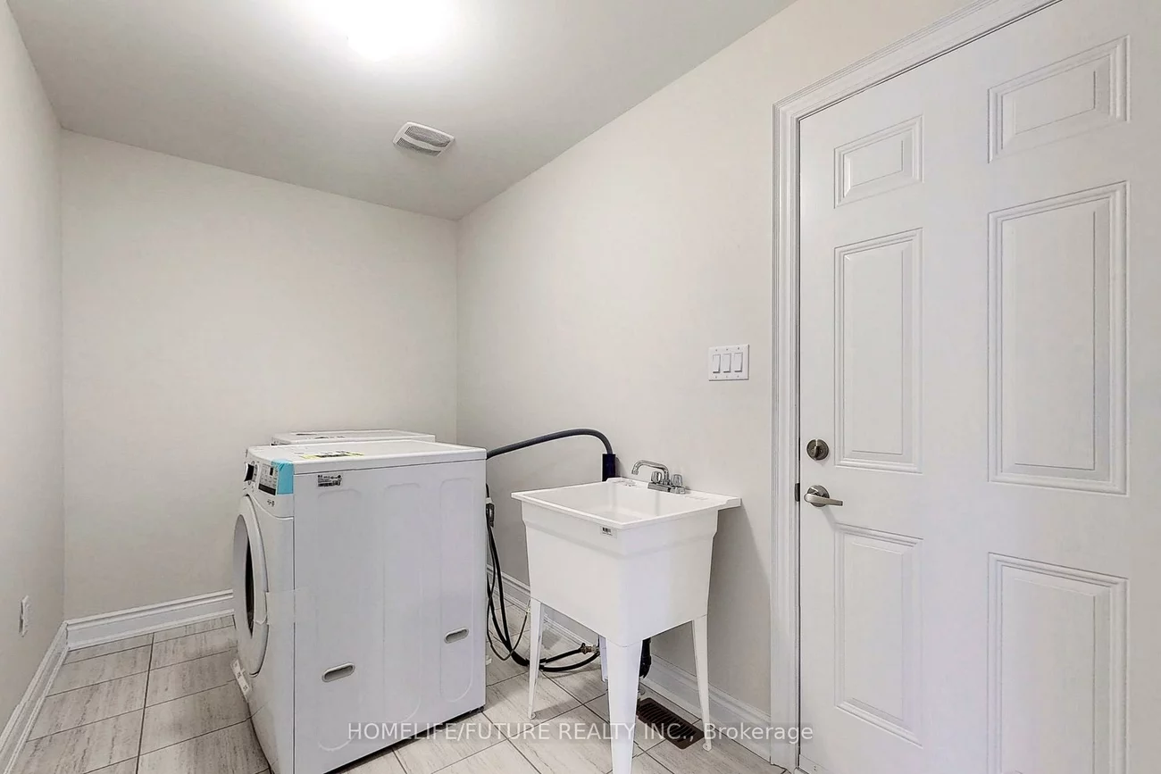 227, Heritage, Bradford, Bradford West Gwillimbury