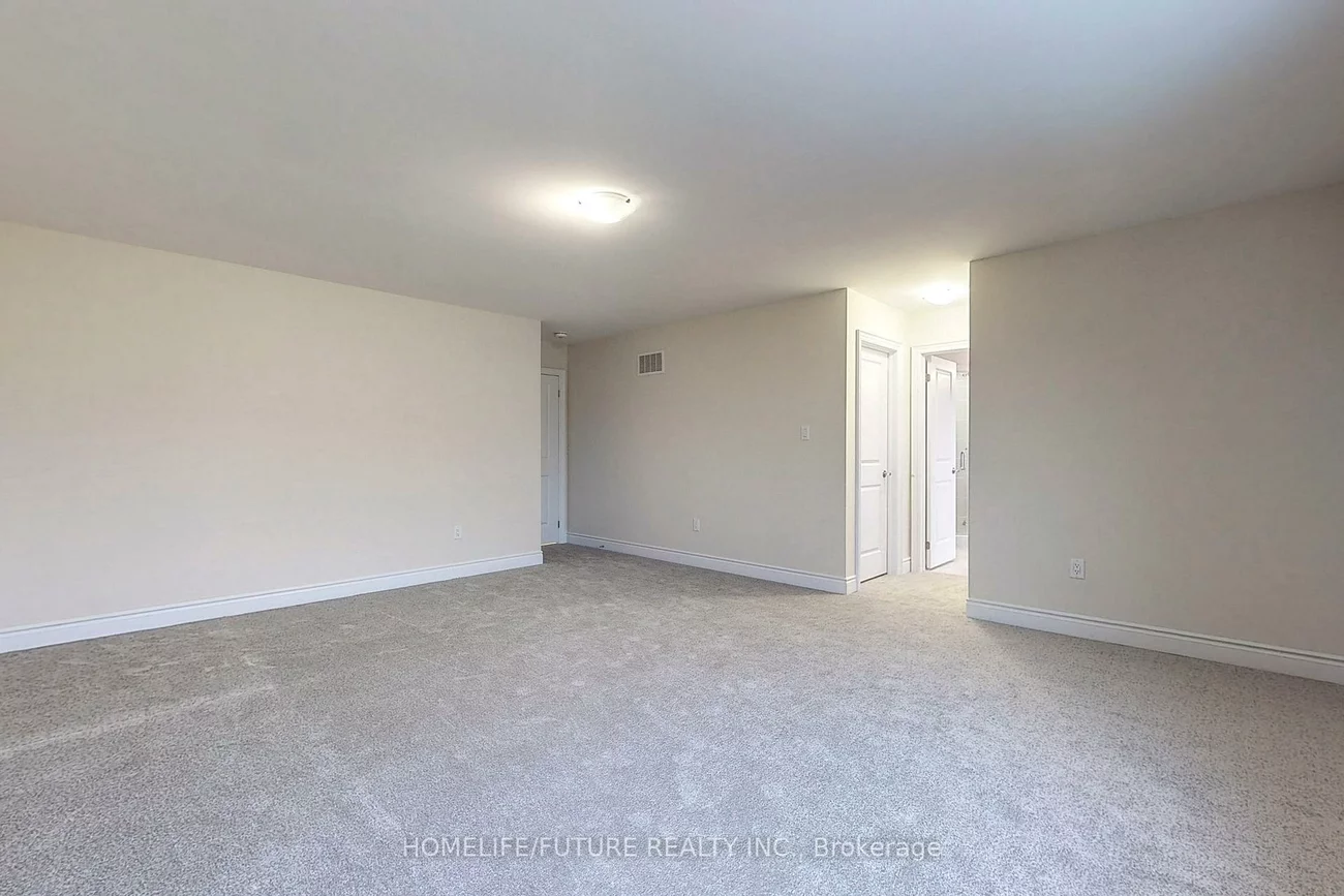227, Heritage, Bradford, Bradford West Gwillimbury