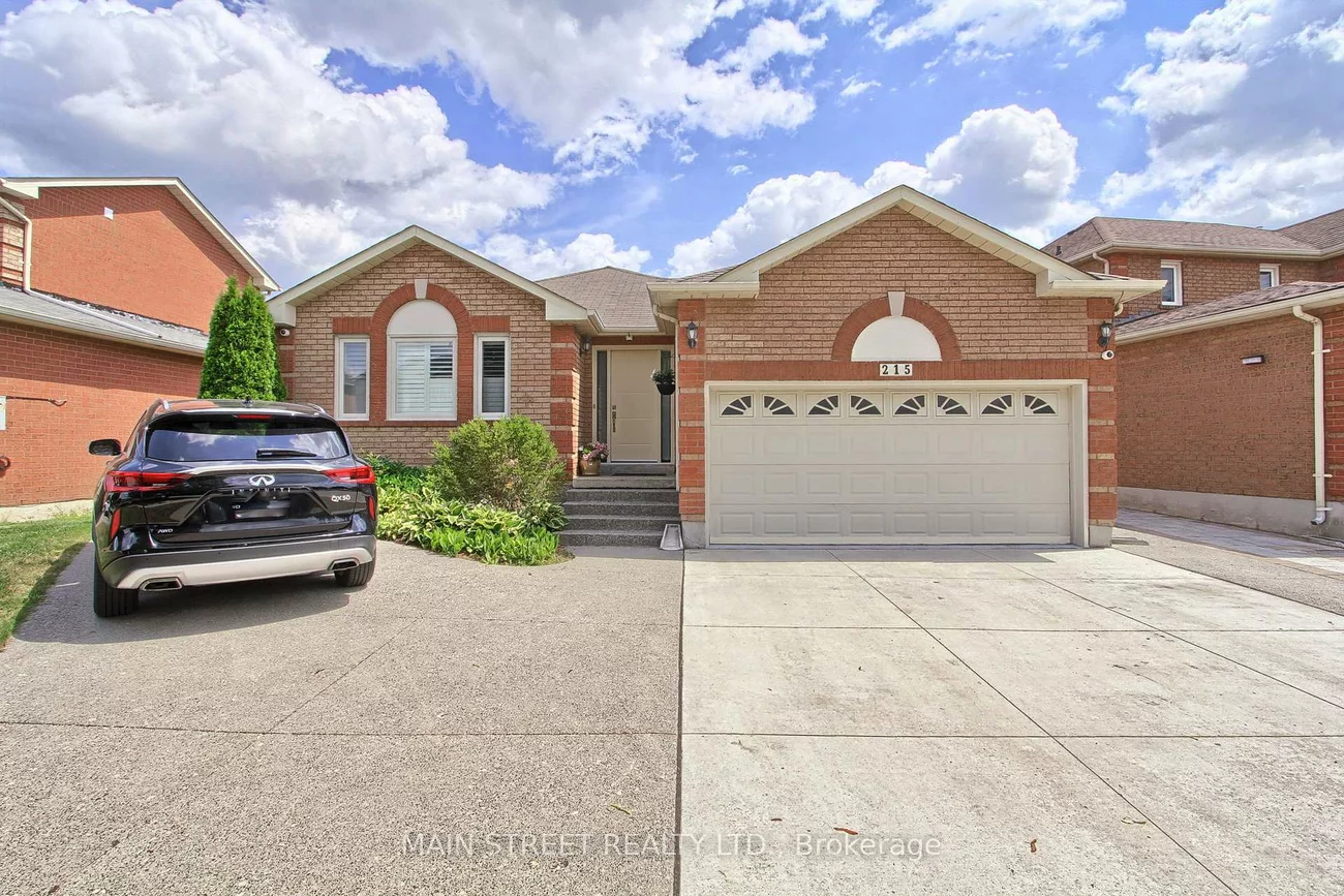 215, Melbourne, Bradford, Bradford West Gwillimbury