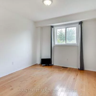 215, Melbourne, Bradford, Bradford West Gwillimbury
