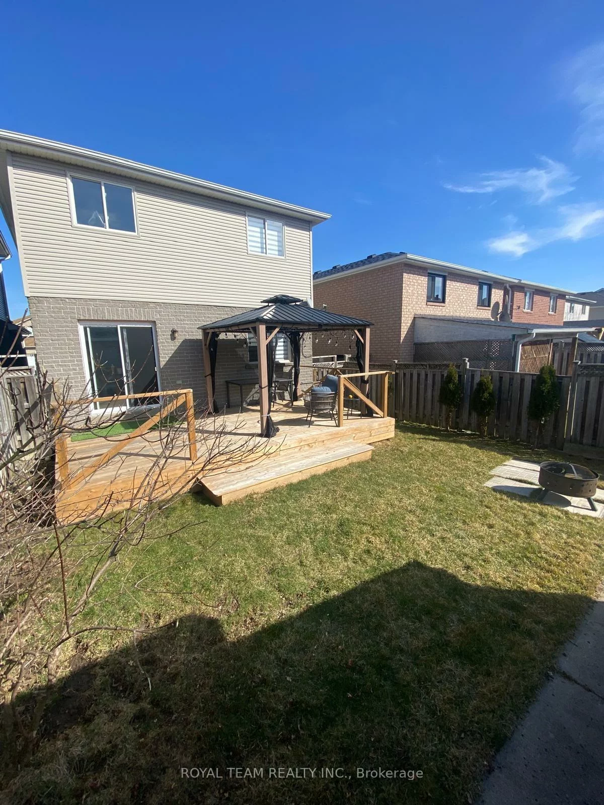 72, Adams, Bradford, Bradford West Gwillimbury