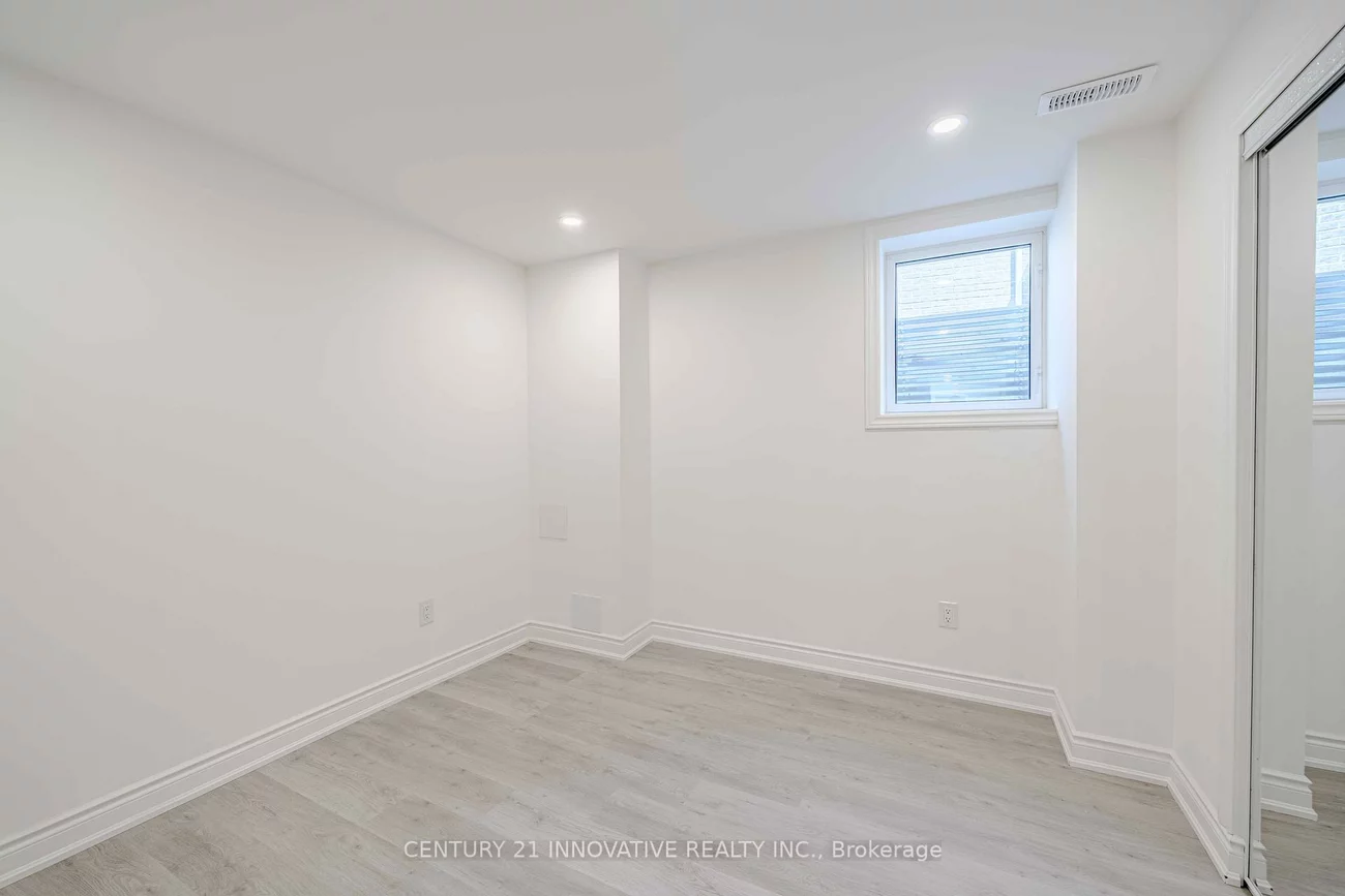 921, Langford, Bradford, Bradford West Gwillimbury