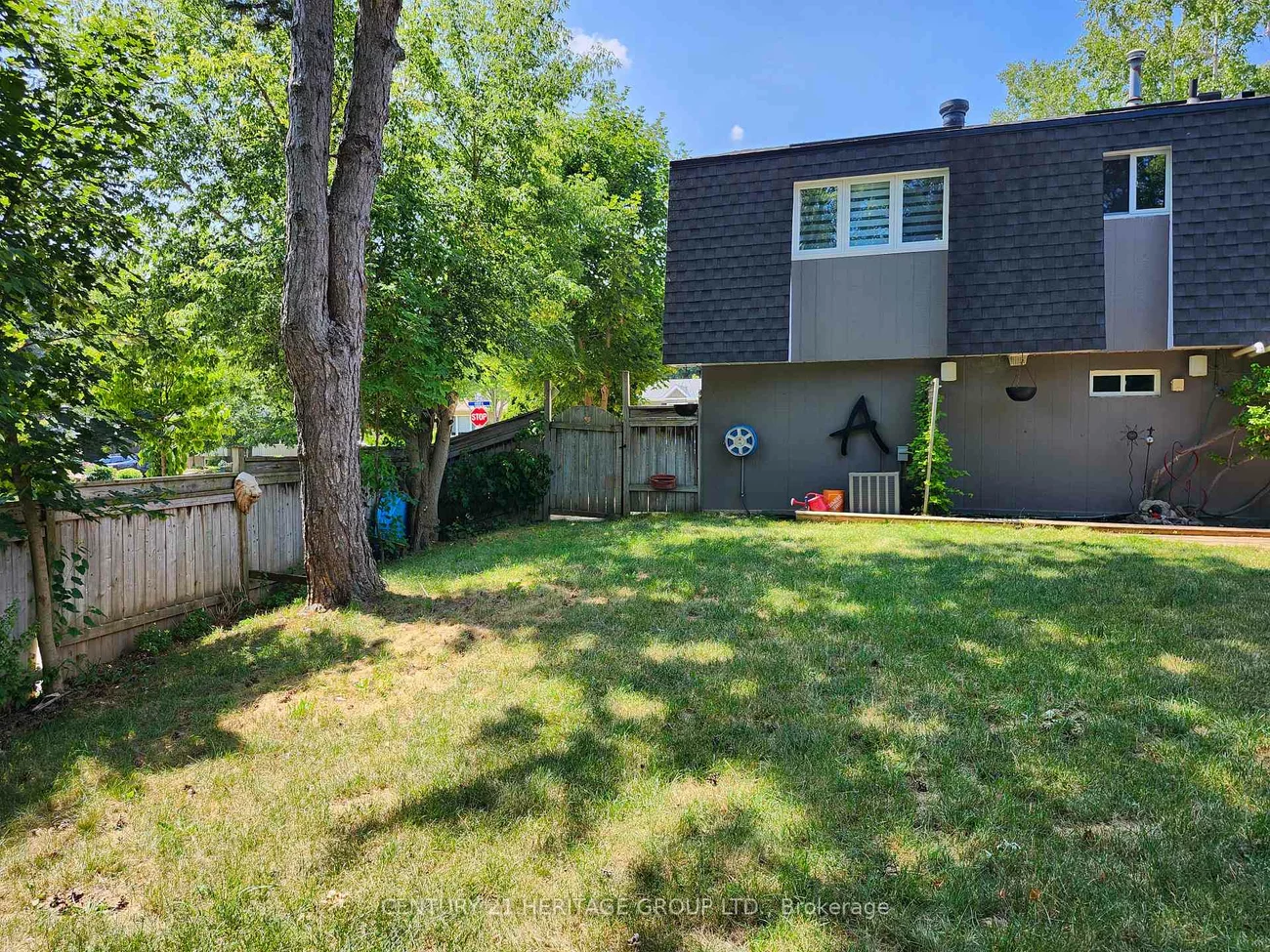 151, Nelson, Bradford, Bradford West Gwillimbury