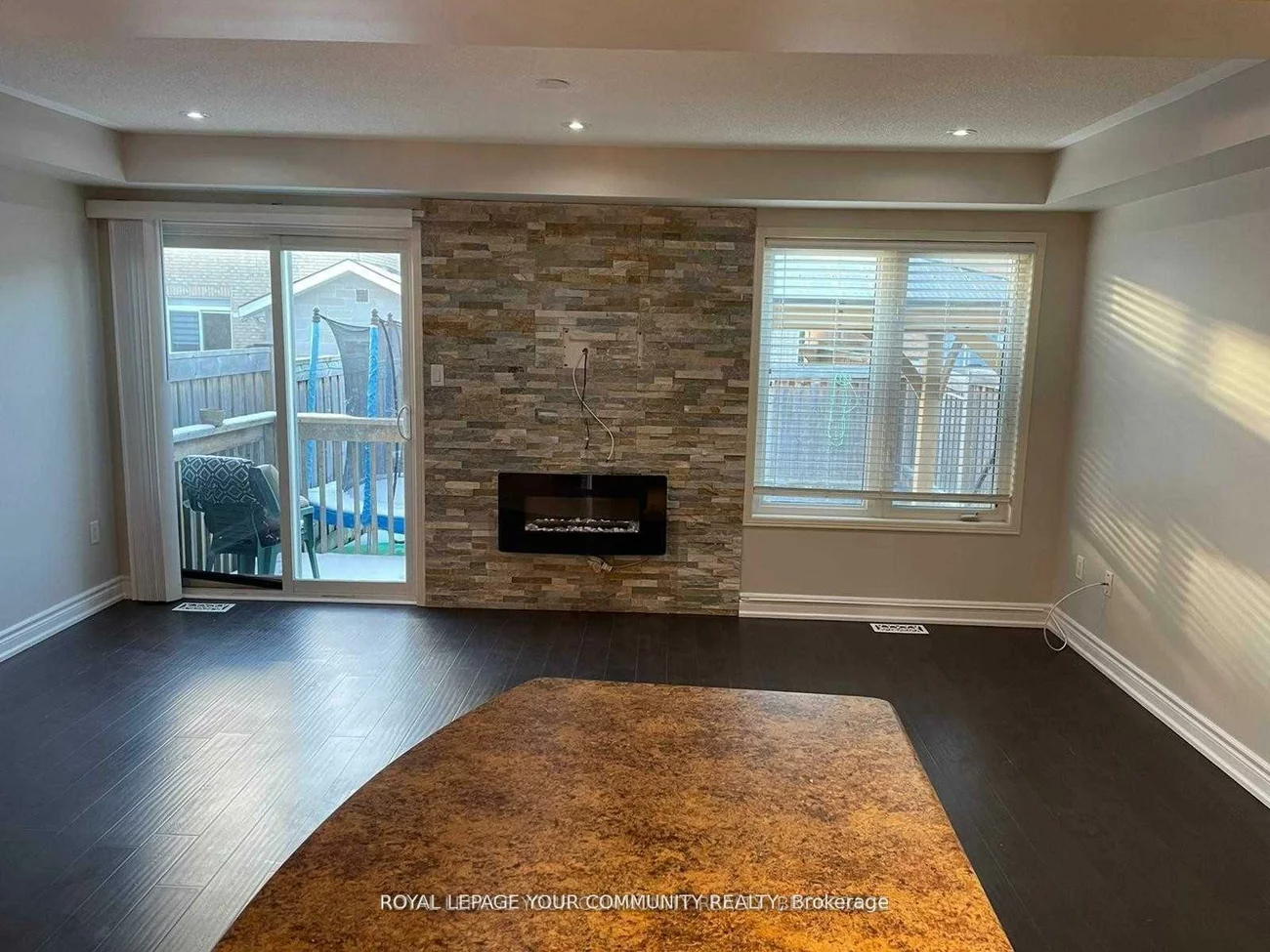122, Russel, Bradford, Bradford West Gwillimbury