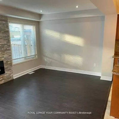 122, Russel, Bradford, Bradford West Gwillimbury