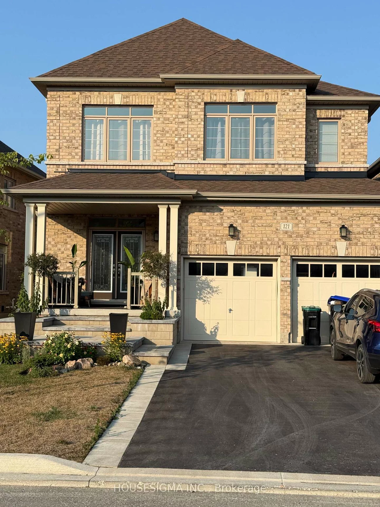 121, Ferragine, Bradford, Bradford West Gwillimbury