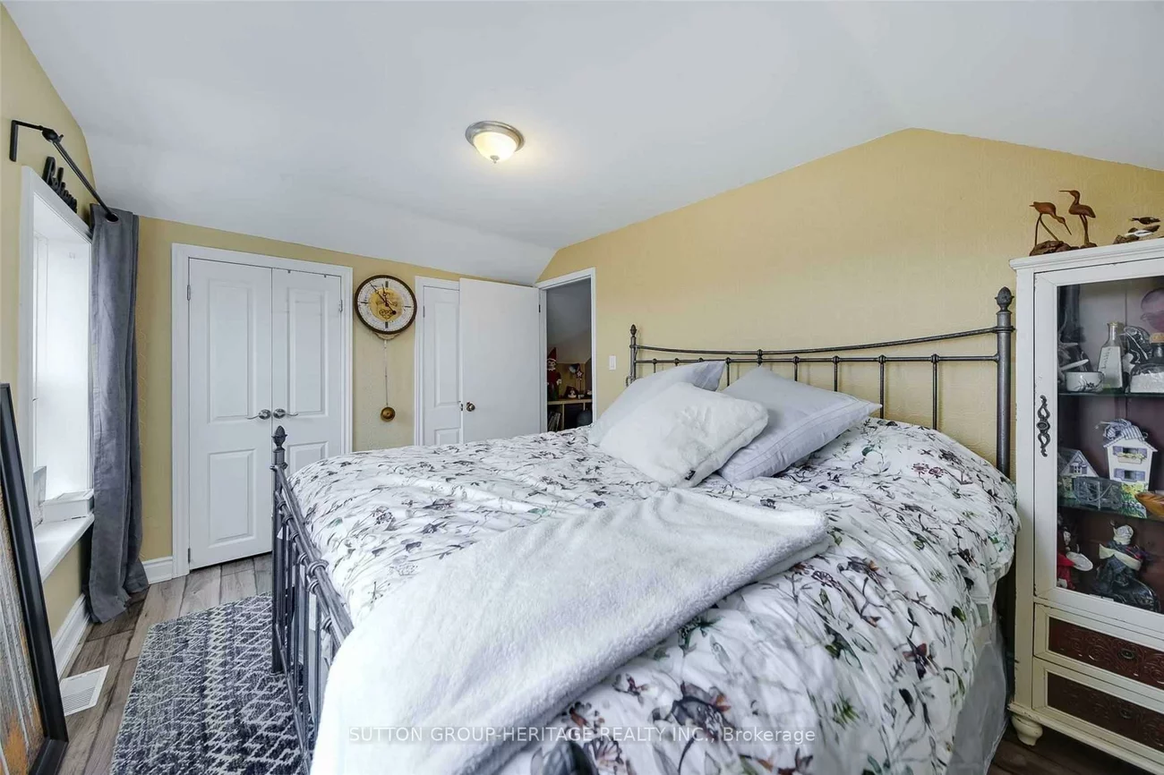 150, Toronto, Bradford, Bradford West Gwillimbury